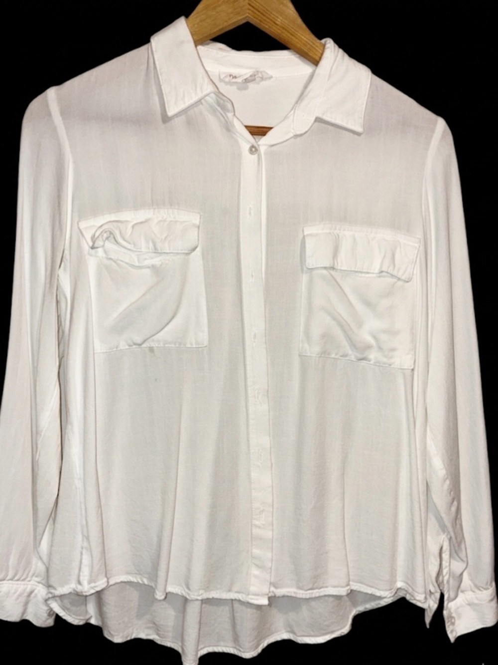 Classic White Button-Front Shirt - Lightweight Long Sleeve
